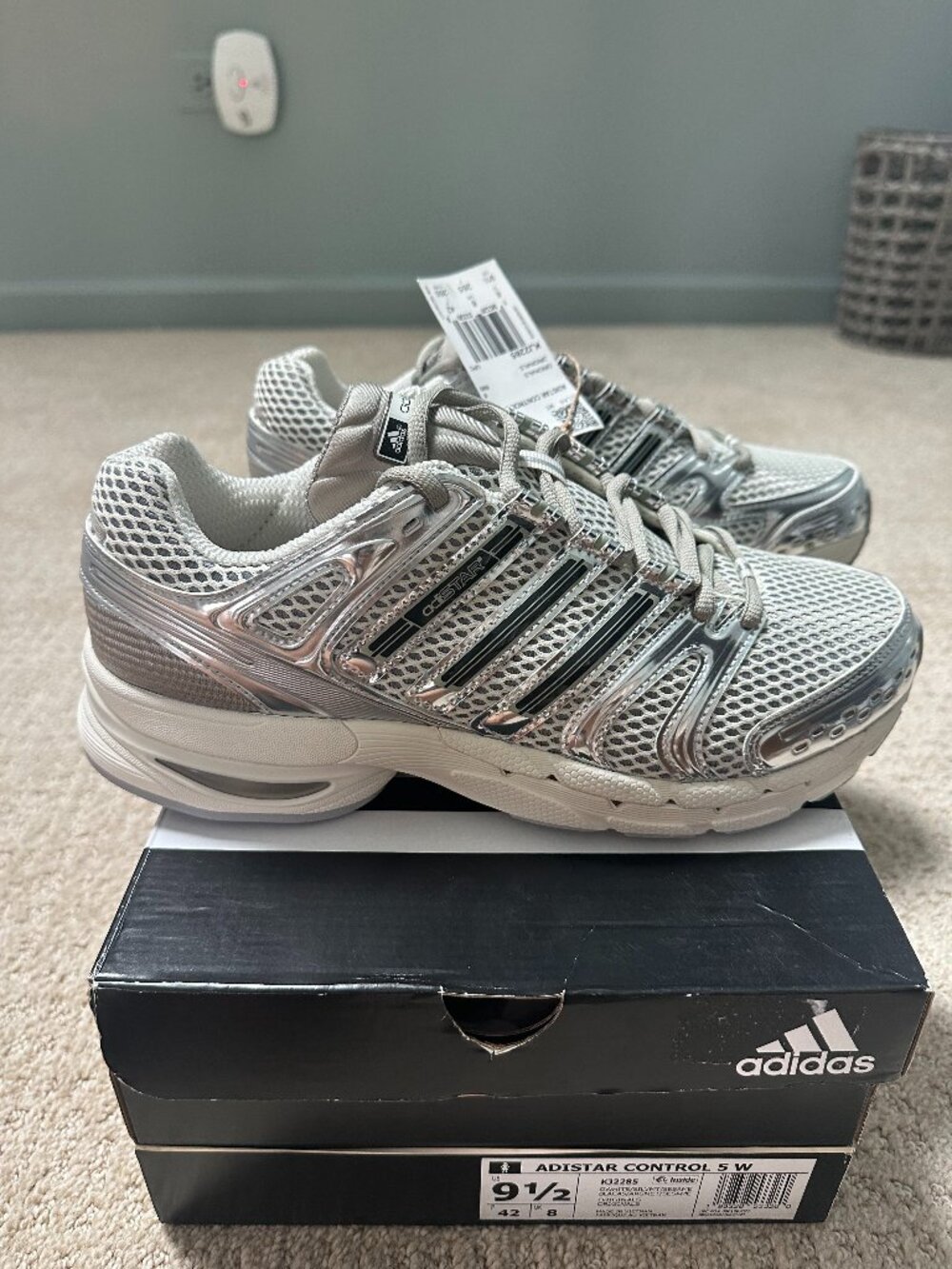 Adidas Adistar Control 5 W Metallic Silver Women’s 9.5 NIB